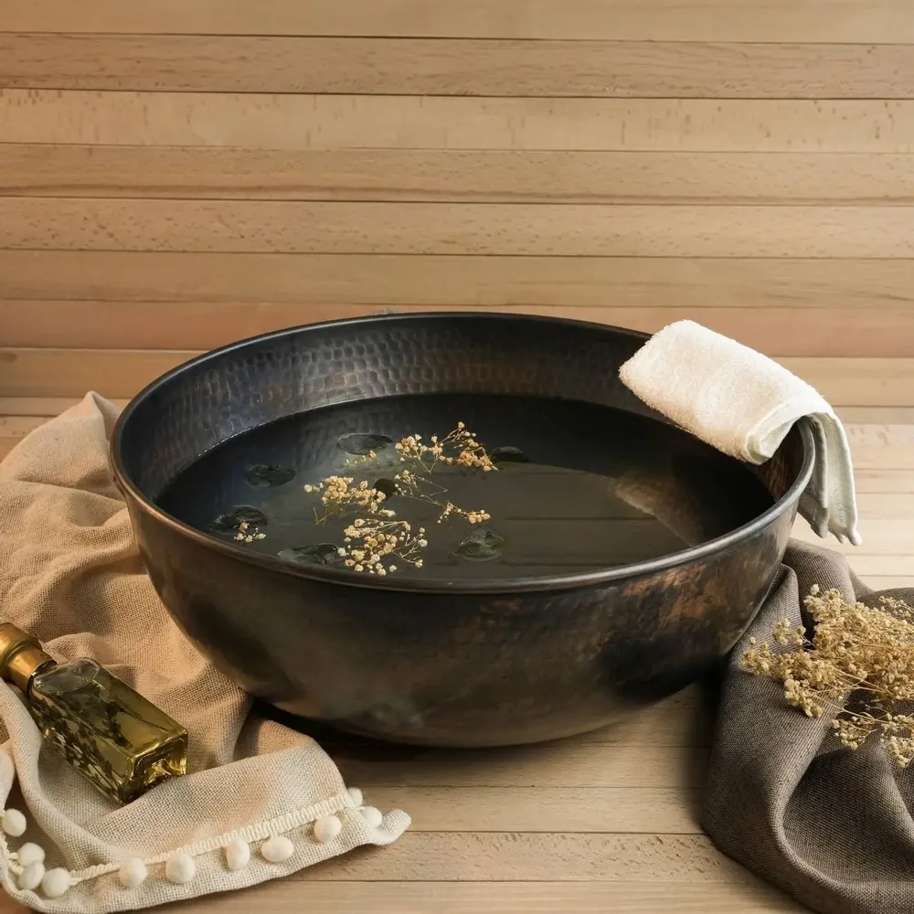Spa - Bassin de Pédicure et Bain de Pieds en Cuivre Martelé Artisanal - BELS & PEARL
