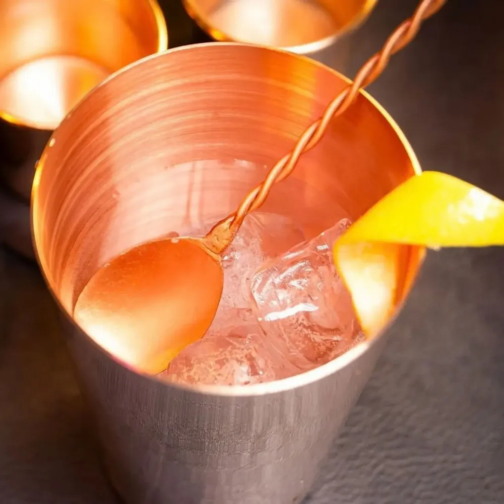 Café et thé - Set à Cocktails Artisanal en Cuivre Massif – Shaker, Doseurs, Passoire - BELS & PEARL