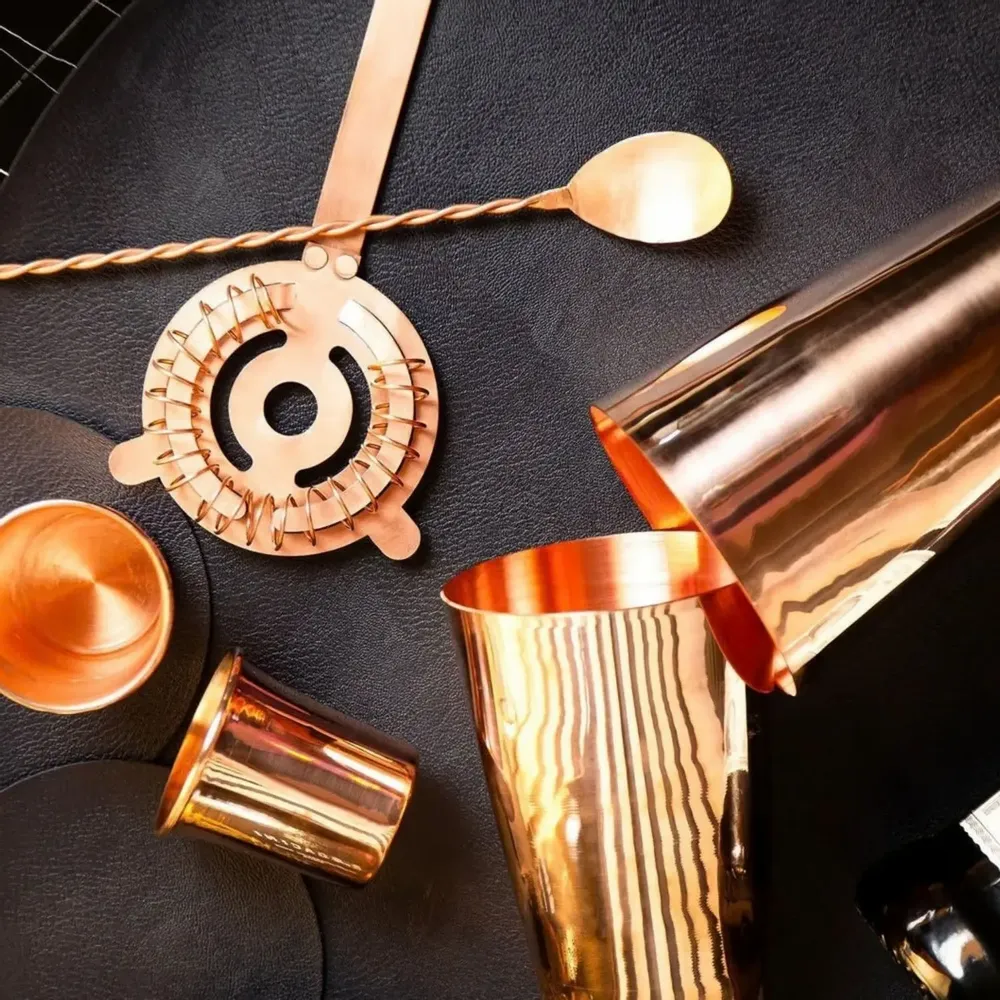 Café et thé - Set à Cocktails Artisanal en Cuivre Massif – Shaker, Doseurs, Passoire - BELS & PEARL