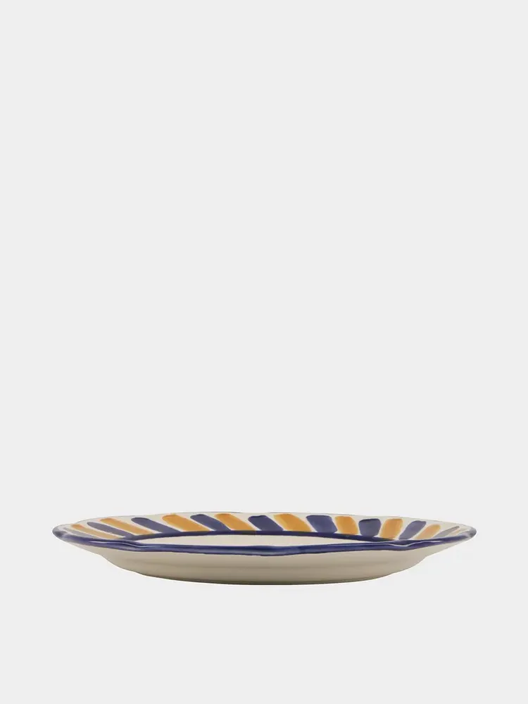 Everyday plates - HAND-PAINTED COMPORTA HOUSE STONEWARE DINNER PLATE - HOUSE OF CAPRICORN