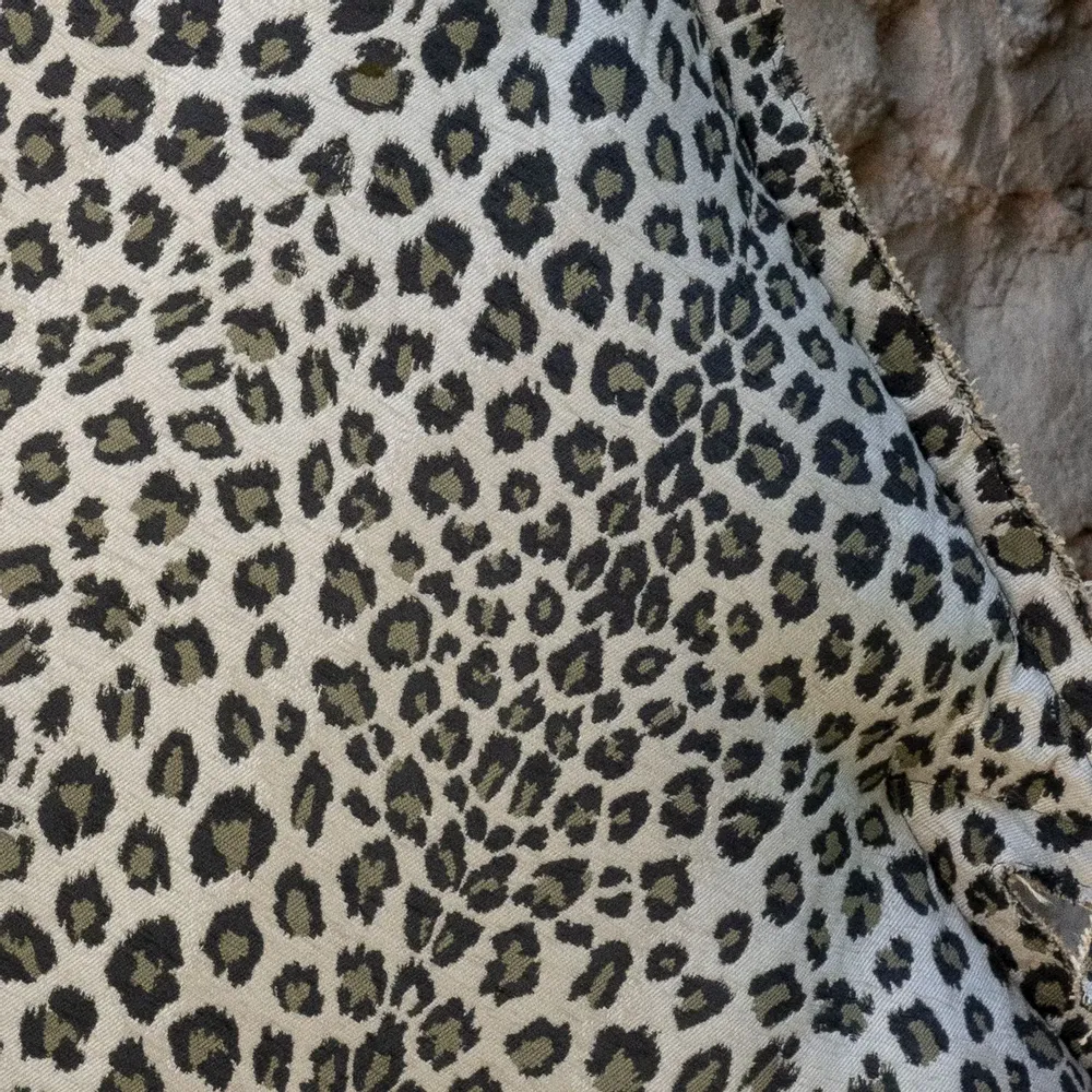 Coussins textile - Sapin lumineux LEOPARD - ROSE VELOURS