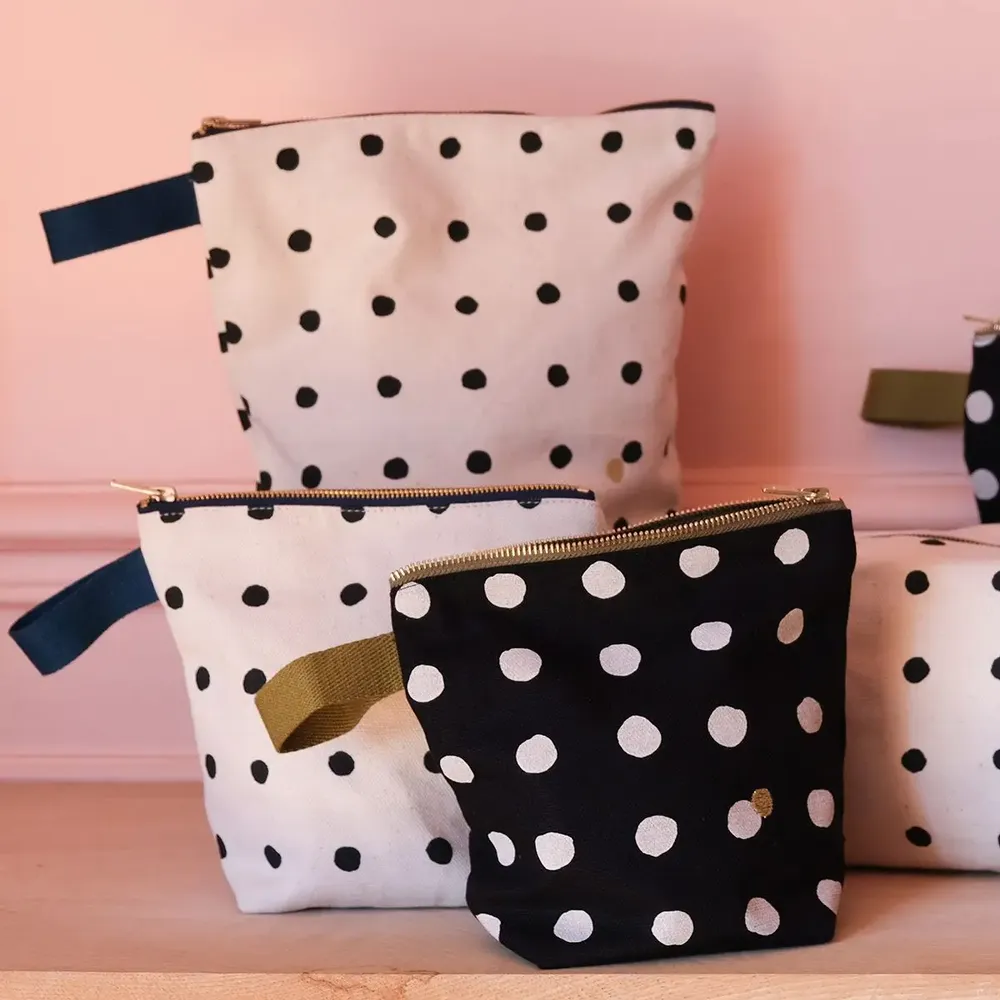 Clutches - Toiletry bag Mia Caviar S 18 X 22 X 8 - LA CERISE SUR LE GATEAU