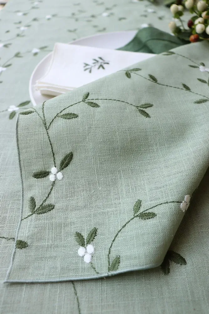 Table linen - Embroidered Linen Napkin | VISCHIO Green - GIARDINO SEGRETO