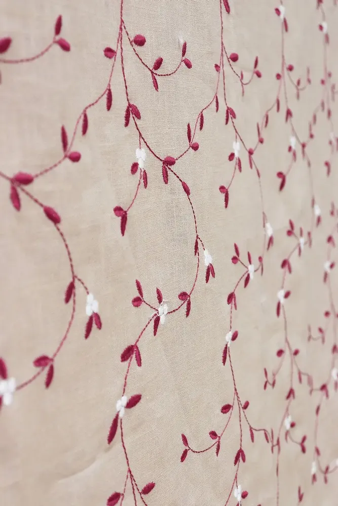Table linen - Embroidered Linen Napkin | VISCHIO Bordeaux - GIARDINO SEGRETO