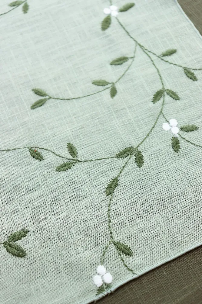 Table linen - Embroidered Linen Placemat | VISCHIO Green - GIARDINO SEGRETO