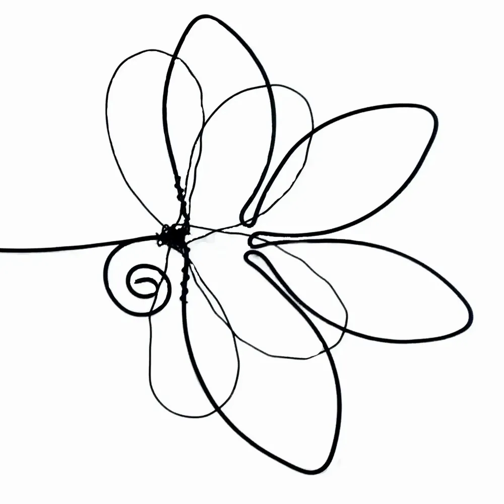 Other wall decoration - Lotus Flower - "Happiness" - Wire Wall Decoration - BIJOUX DE MUR