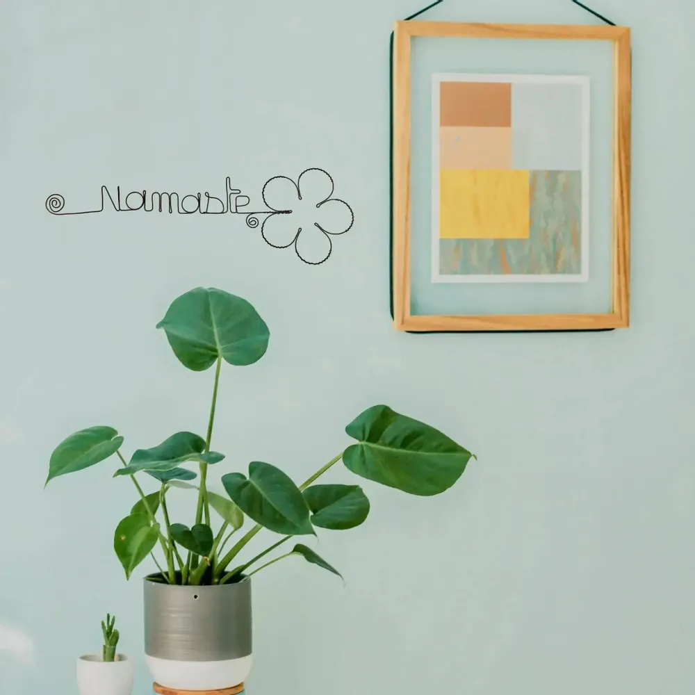 Other wall decoration - Daisy Flower - "Namaste" - Wire Wall Decoration - BIJOUX DE MUR