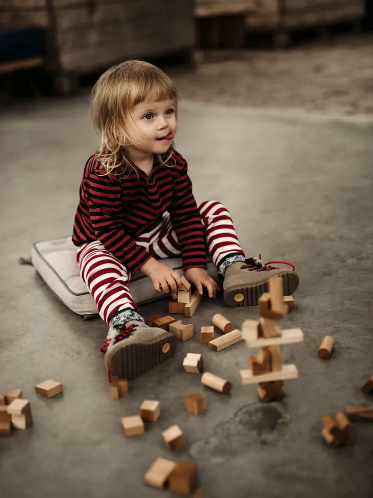 Jouets enfants - RAINBOW BLOCKS IN TRAY - 54 PCS - WOODEN STORY