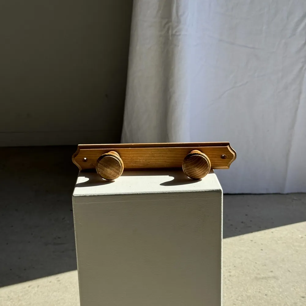 Decorative objects - Small hook with two hooks in pine round button H5 - OFFICE OBJETS