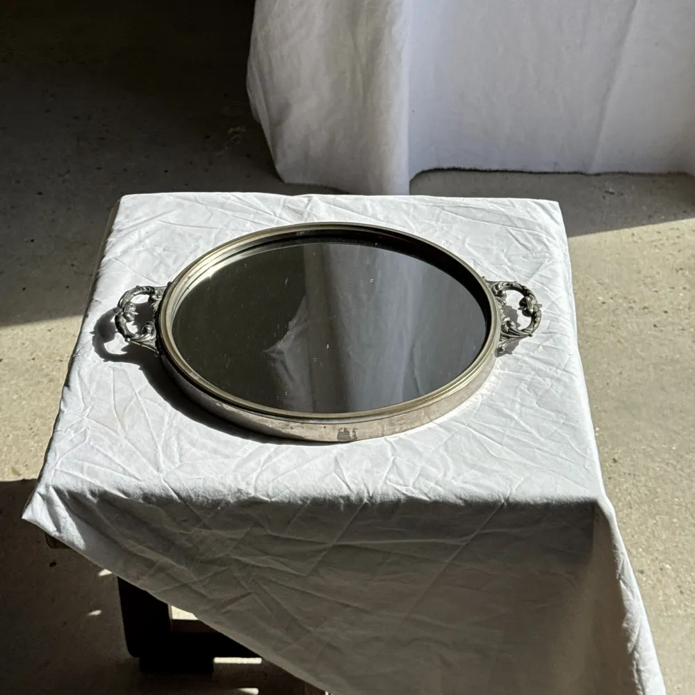 Plats et saladiers - Plateau miroir circulaire à deux anses H3,5 D48 - OFFICE OBJETS