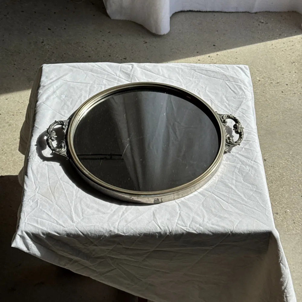 Plats et saladiers - Plateau miroir circulaire à deux anses H3,5 D48 - OFFICE OBJETS