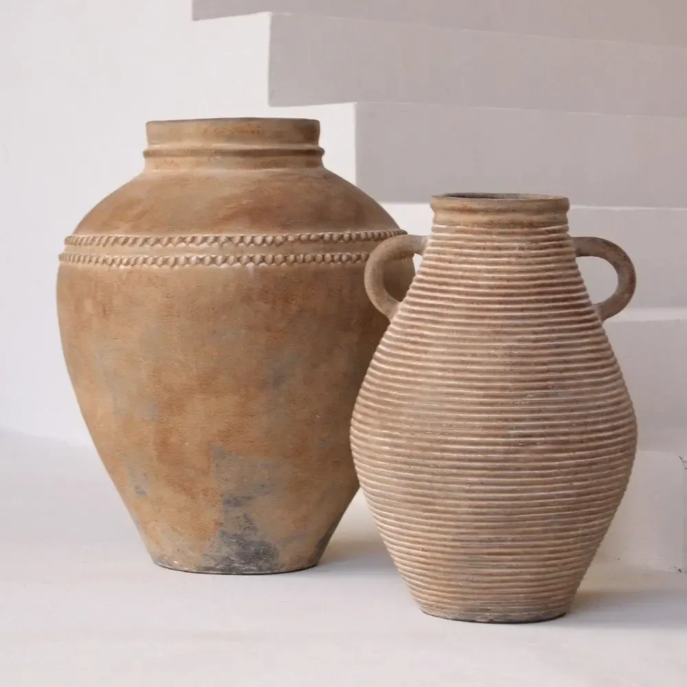 Decorative objects - Antique Cantik Jar - DESIGN TRIP