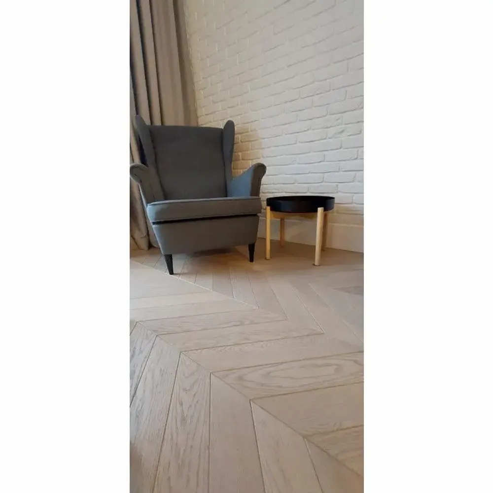 Parquets - Parquet Point de Hongrie First choice in laminated oak - LIGERIO