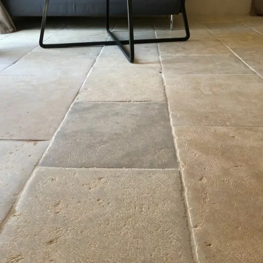 Outdoor floor coverings - Limestone abbey paving - LIGERIO