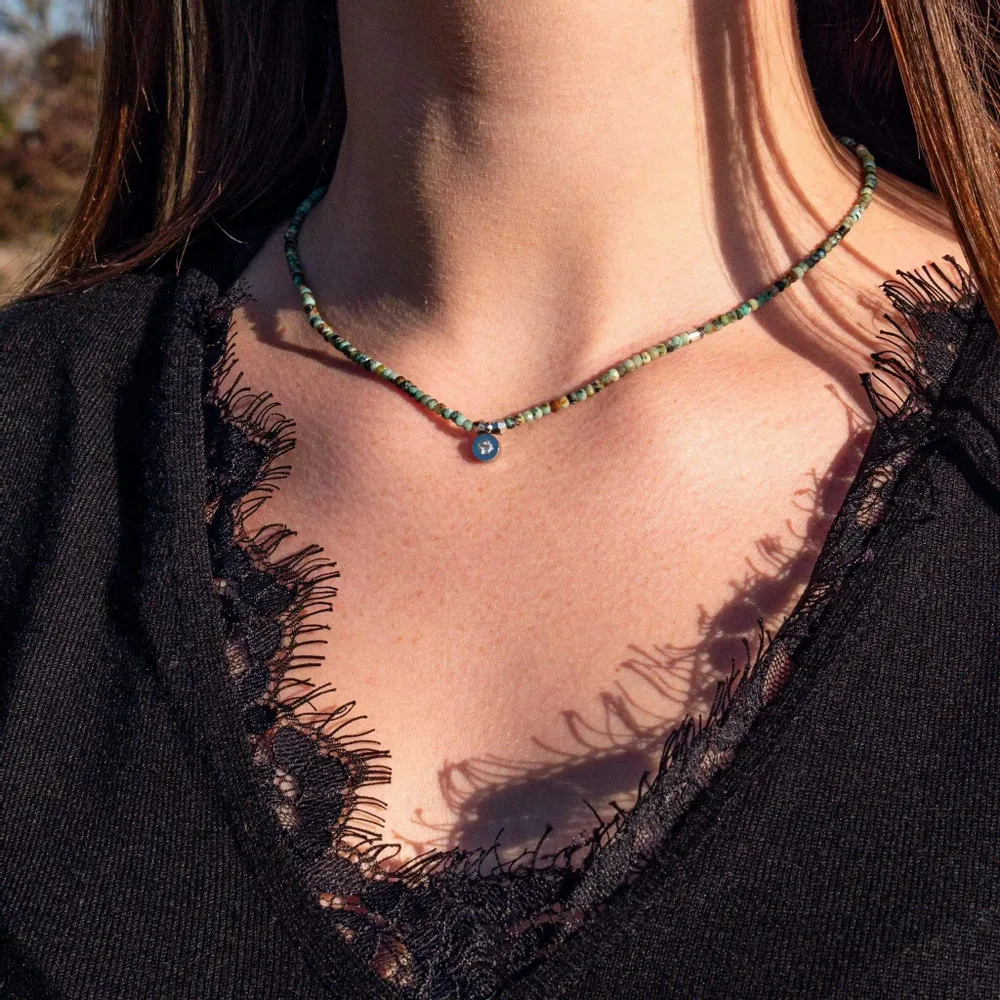 Cadeaux - Collier, bracelet et boucles d'oreilles Lumia en pierres Turquoise Africaine - SLOYA