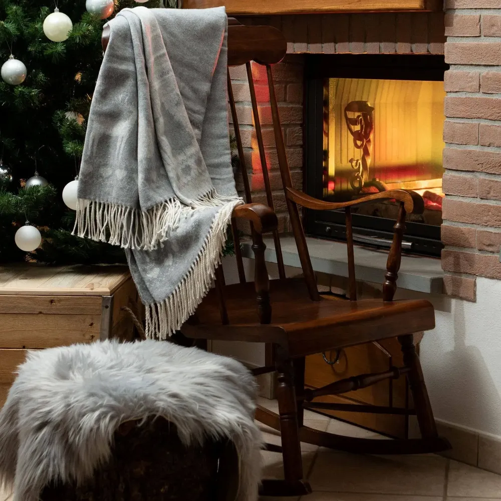 Fabrics - Babele recycled-cotton Christmas ruffle throw - SOFIA TOSCANO