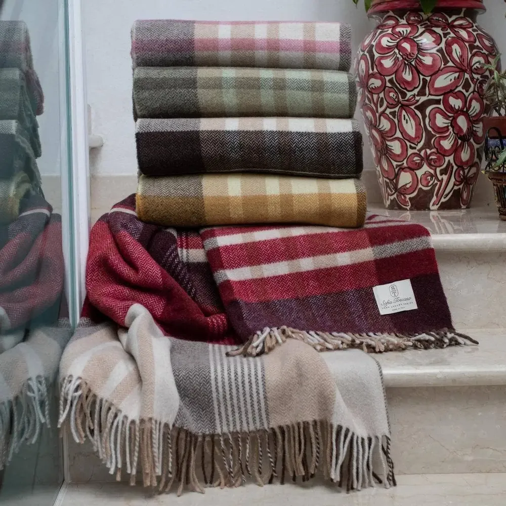 Fabrics - Fara Design 1001 throw - SOFIA TOSCANO
