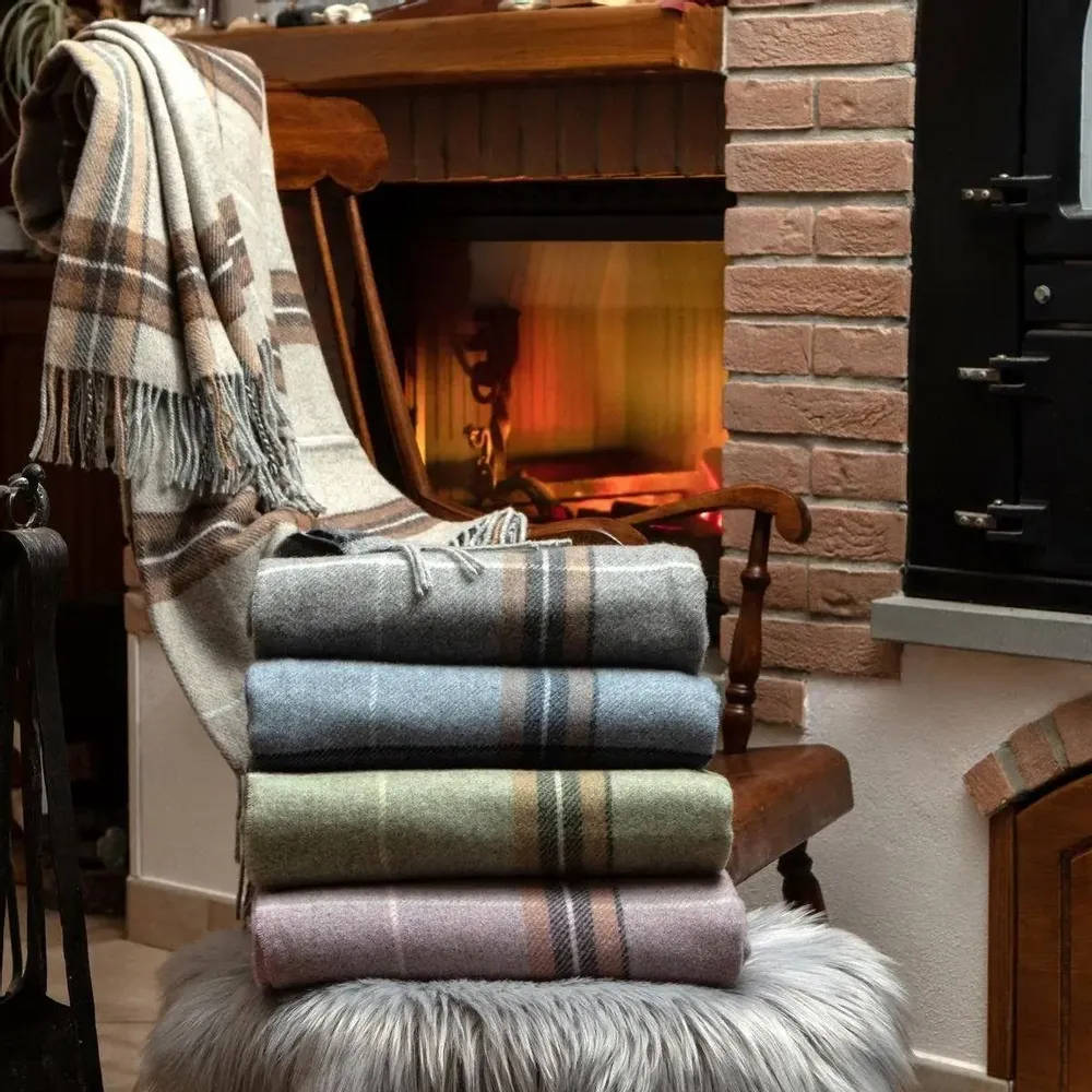Fabrics - Fara tartan throw - SOFIA TOSCANO