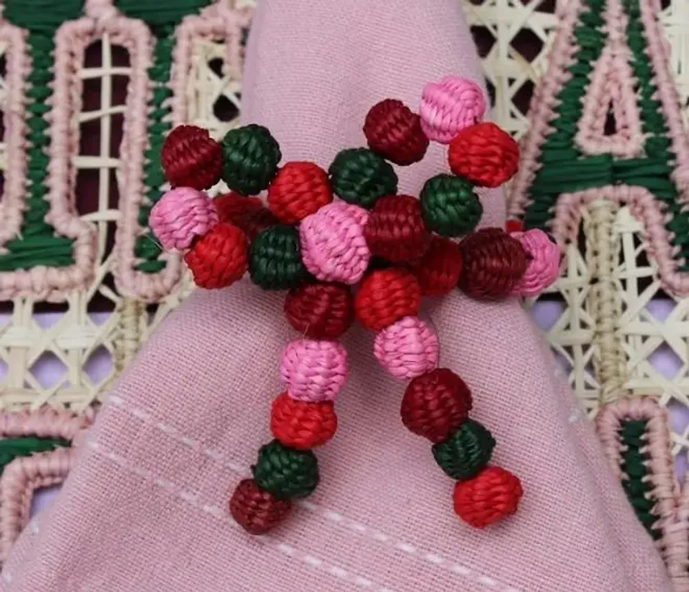 Platter and bowls - Beaded Bow Napkin Ring - CORO CORA