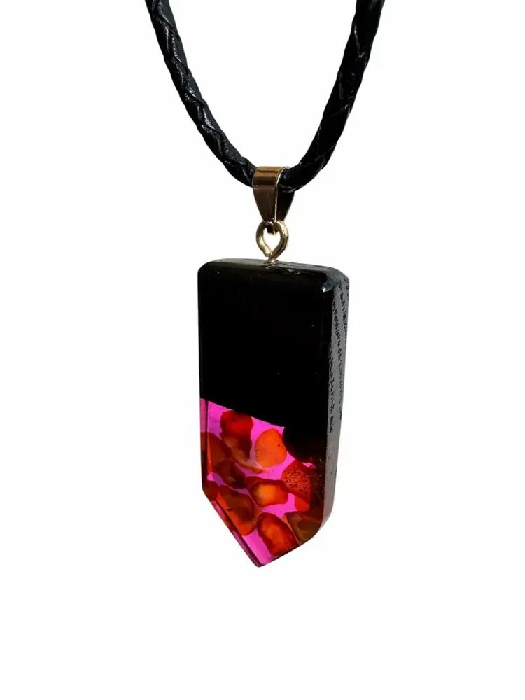 Bijoux - Pendentif en chêne noir et ambre – rectangle – résine fuchsia - GLASS4CANDLES