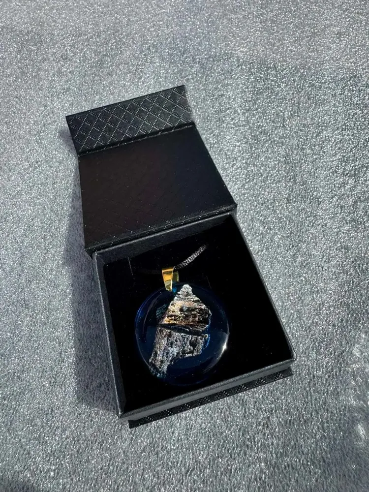 Jewelry - Bog Oak & Resin Pendant Necklace – Round, 39x38x6 mm - GLASS4CANDLES