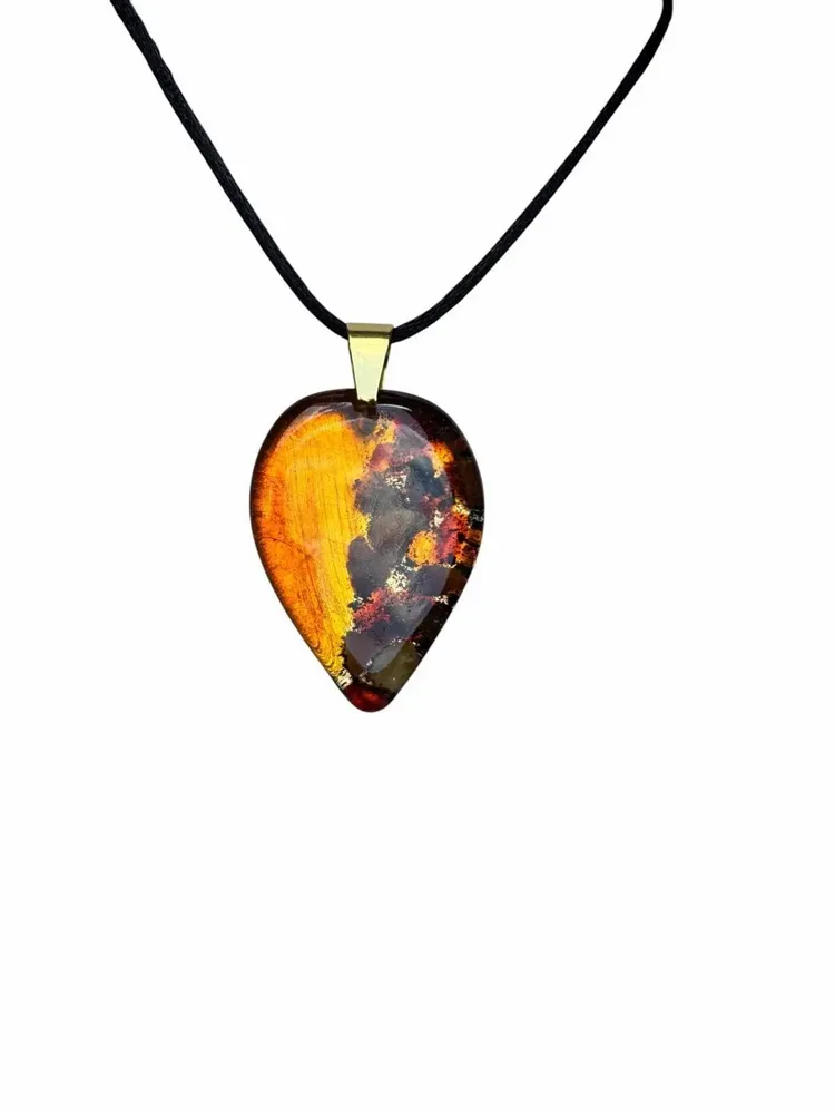 Jewelry - Bog Oak & Amber Pendant Necklace – Drop, 37x26x6 mm – Natural Droplet - GLASS4CANDLES