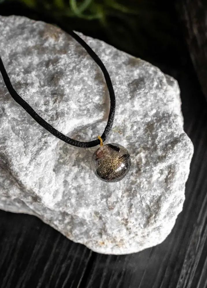 Jewelry - Bog Oak Pendant – Round, 20x20x20 mm – Sphere Pendant - GLASS4CANDLES