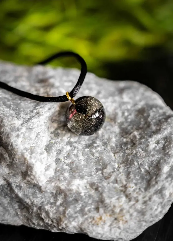 Jewelry - Bog Oak Pendant – Round, 20x20x20 mm – Sphere Pendant - GLASS4CANDLES