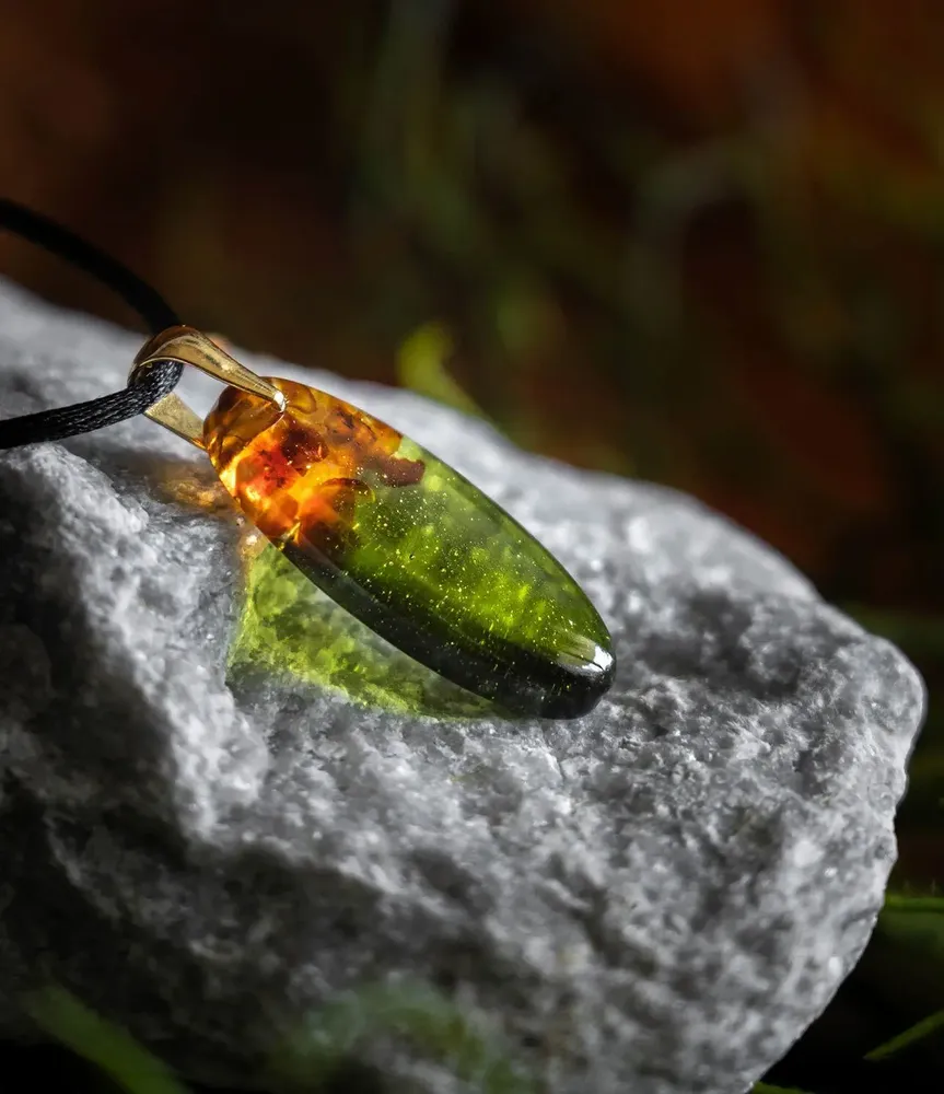 Jewelry - Baltic Amber & Resin Pendant – Drop, 39x16x6 mm – Emerald Reverie - GLASS4CANDLES