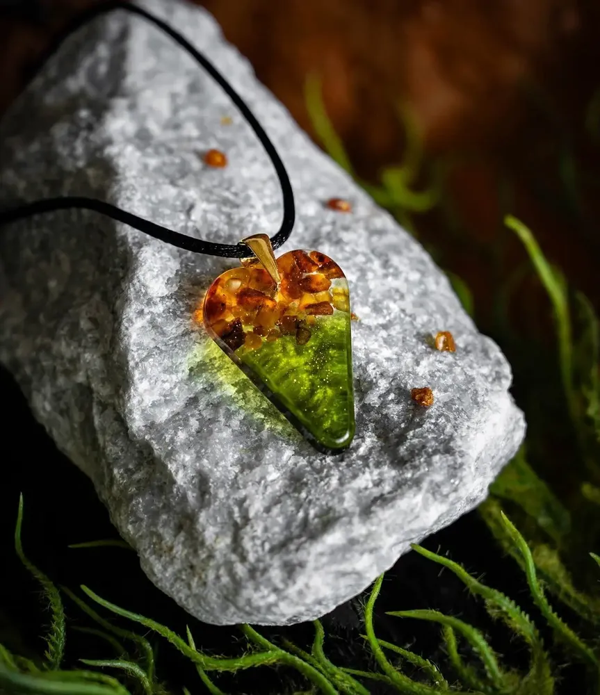 Jewelry - Baltic Amber & Resin Pendant – Heart, 38x26x6 mm – Emerald Reverie - GLASS4CANDLES