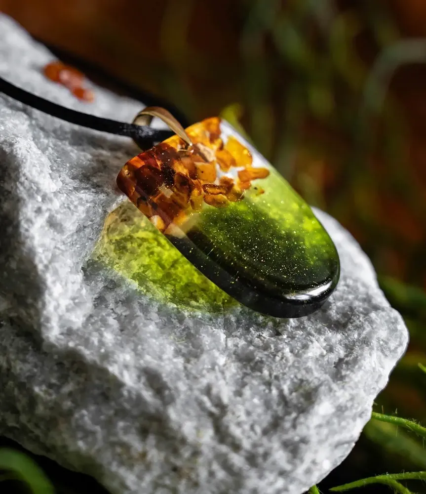 Jewelry - Baltic Amber & Resin Pendant – Shield, 37x26x6 mm – Emerald Reverie - GLASS4CANDLES