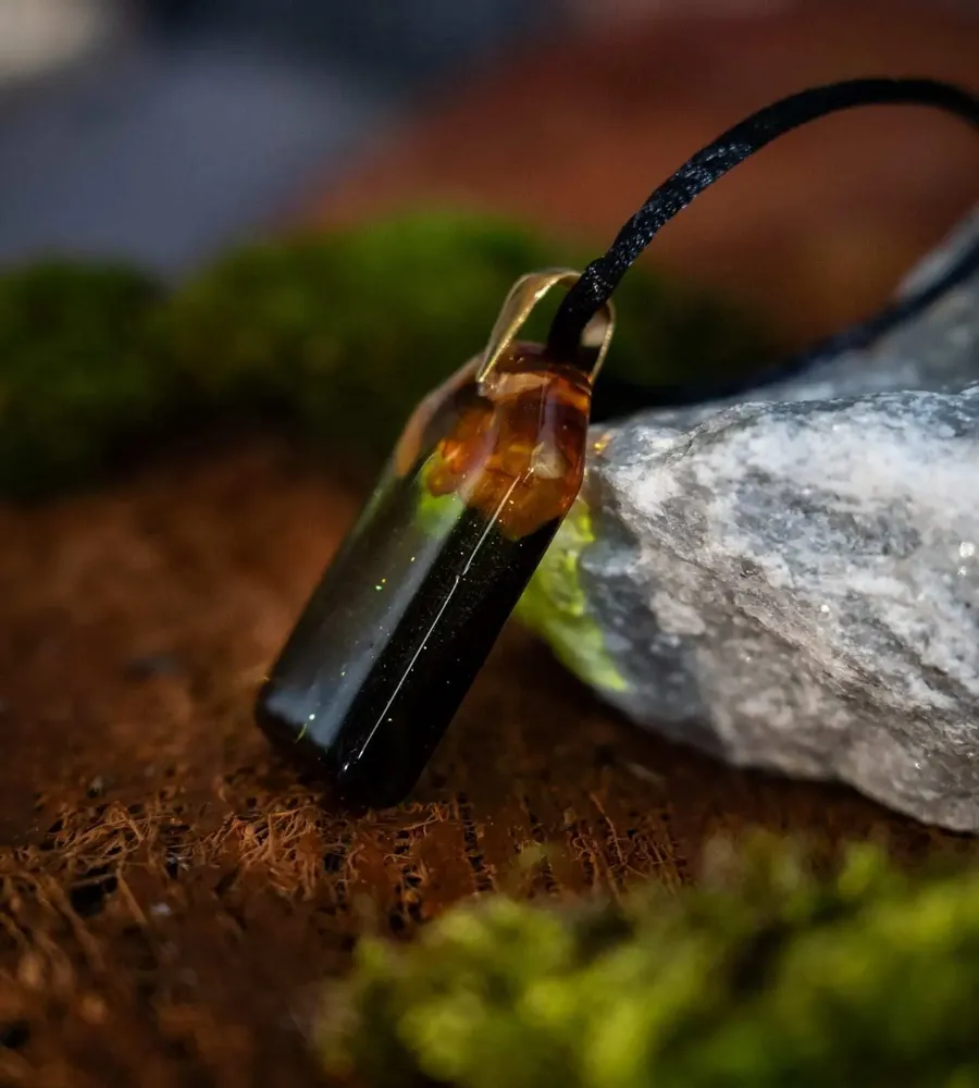 Jewelry - Baltic Amber & Resin Pendant – Rectangle, 40x23x6 mm – Emerald Reverie - GLASS4CANDLES
