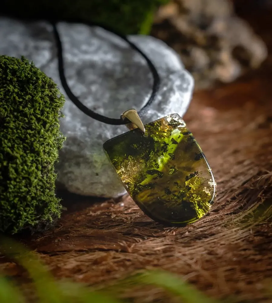Jewelry - Resin & Gold-Tone Leaf Pendant – Shield – Golden Reflections - GLASS4CANDLES