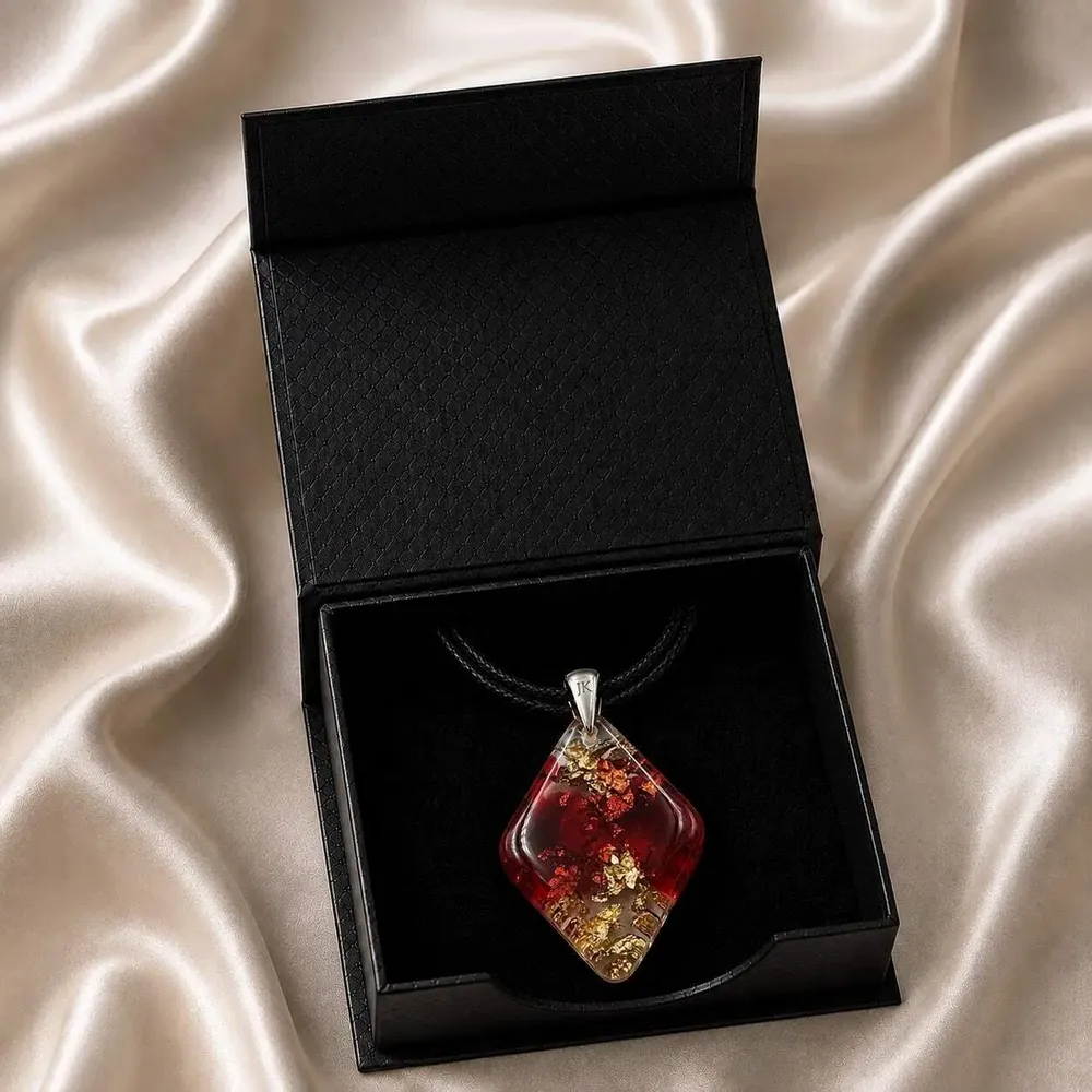 Jewelry - Resin & Gold-Tone Leaf Pendant – Diamond, 37x26x6 mm – Golden Aura - GLASS4CANDLES