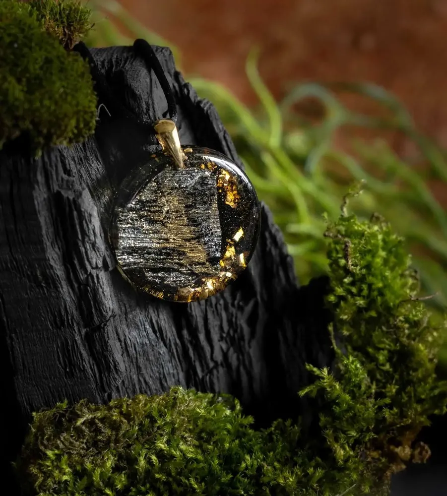 Jewelry - Bog Oak & Gold-Tone Leaf Pendant – Round – Golden Reflections - GLASS4CANDLES