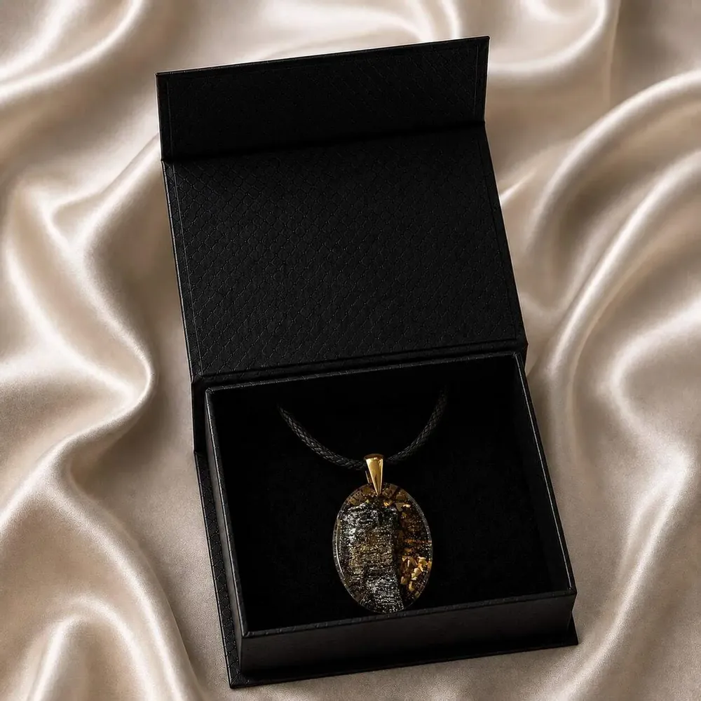 Jewelry - Bog Oak & Gold-Tone Leaf Pendant – Oval – Luminous – star dust - GLASS4CANDLES