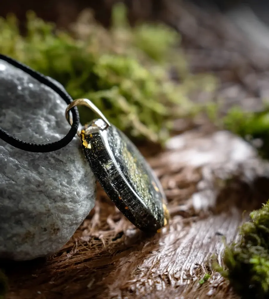 Jewelry - Bog Oak & Gold-Tone Leaf Pendant – Oval – Luminous – star dust - GLASS4CANDLES