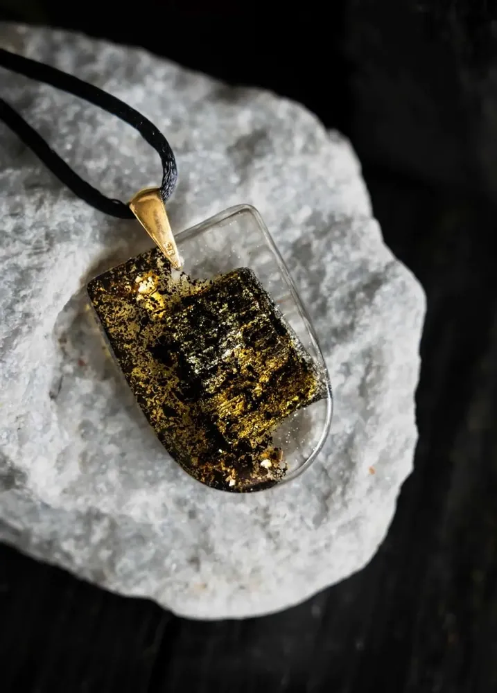 Jewelry - Bog Oak & Gold-Tone Leaf Pendant – Shield, 37x26x6 mm – Luminous - GLASS4CANDLES