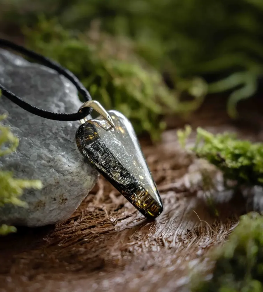 Jewelry - Bog Oak & Resin Pendant – Heart, 38x26x6 mm – Luminous - GLASS4CANDLES