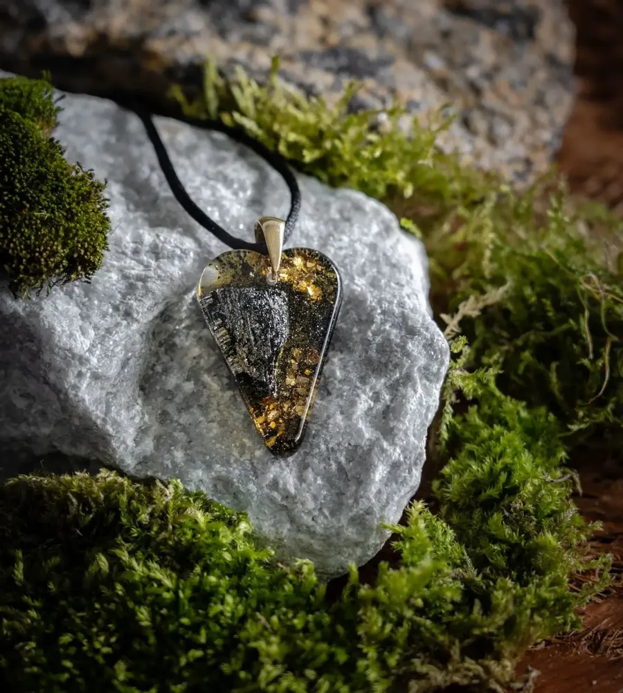 Jewelry - Bog Oak & Resin Pendant – Heart, 38x26x6 mm – Luminous - GLASS4CANDLES