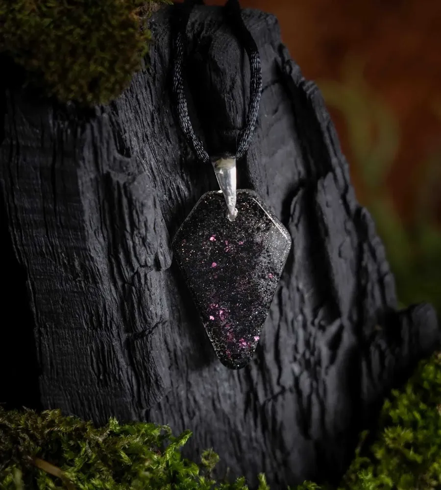 Jewelry - Bog Oak & Resin Pendant – Shield, 39x24x6 mm – Timeless Shadows - GLASS4CANDLES