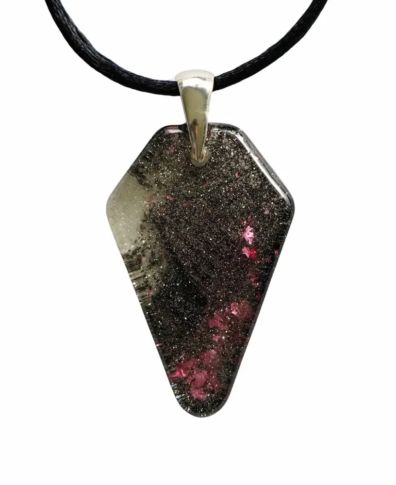 Jewelry - Bog Oak & Resin Pendant – Shield, 39x24x6 mm – Timeless Shadows - GLASS4CANDLES