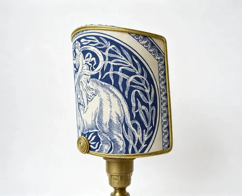Hanging lights - Toile de Jouy lampshade - CHATEAU TALES