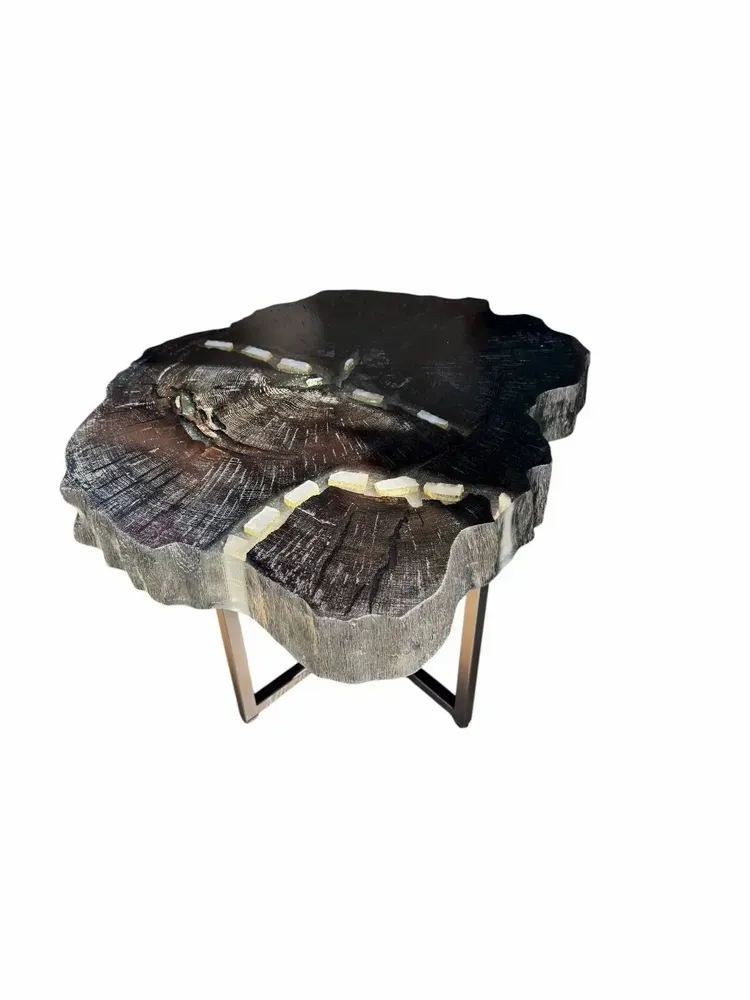 Tables basses - Table basse en chêne noir et sélénite – 45x60x52 cm – Selenite Vein - GLASS4CANDLES