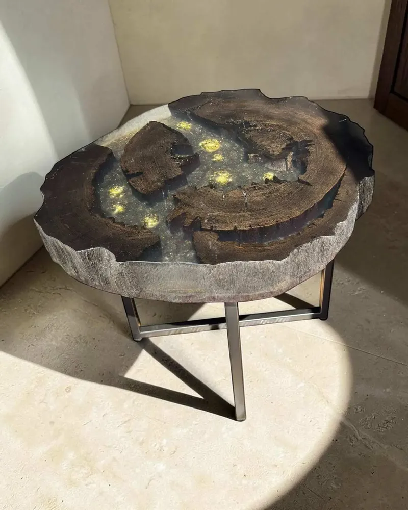 Tables basses - Table basse en chêne noir ancien – 45x58x50 cm – Aurum Orbs - GLASS4CANDLES