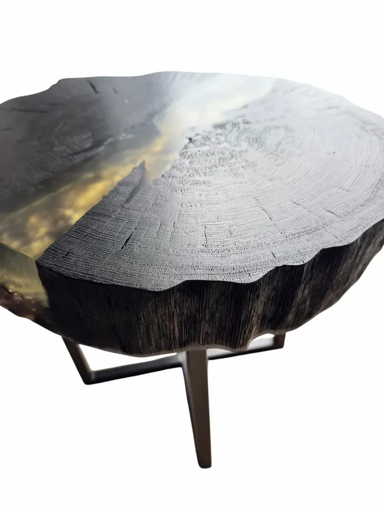 Tables basses - Table basse en chêne noir ancien – 45x50x43 cm – Pure Strata - GLASS4CANDLES