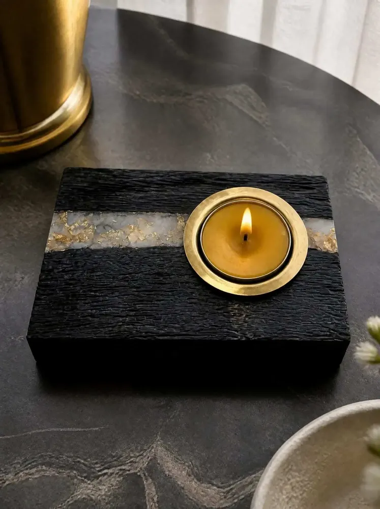 Bougeoirs et photophores  - Bougeoir en chêne noir et métal doré – bande argentée horizontale - GLASS4CANDLES
