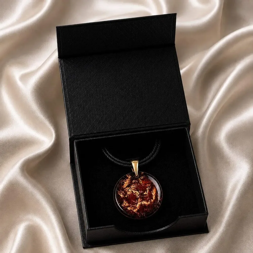 Jewelry - Resin & Gold-Tone Leaf Pendant – Round, 39x38x6 mm – Golden Echoes - GLASS4CANDLES
