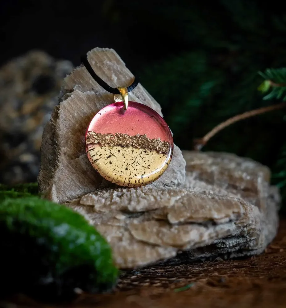 Jewelry - Bog Oak & Gold-Tone Leaf Pendant – Round, 39x38x6 mm – Material Space - GLASS4CANDLES