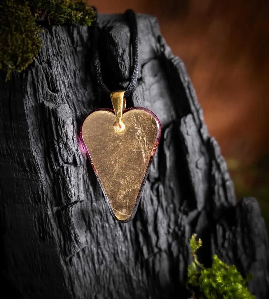 Jewelry - Bog Oak & Gold-Tone Leaf Pendant – Heart, 38x26x6 mm – Material Space - GLASS4CANDLES